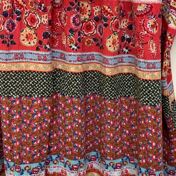 No boundaries multicolor crinkle top size large 11 to 13 - Picture 2 of 3